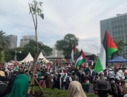 Kondusif, Aksi Bela Palestina di Depan Kedubes AS Dikawal Brimob