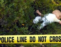 Jasad Bayi Perempuan Tergantung di Portal Gang di Bekasi