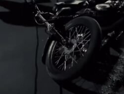 Gary Iskak Tewas Kecelakaan Motor, Terkapar di Aspal