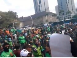 Senin, Ribuan Pengemudi Ojol Tagih Janji ke Istana