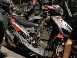 Brimob Sikat Tawuran Dini Hari di Kramat Jati, Senjata Tajam Disita