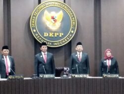Anggota DKPP Dapat Peringatan Keras Kasus Helikopter, Aduan Dipertanyakan?